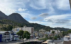 Apartamento no Centro da Cidade vista pra montanha